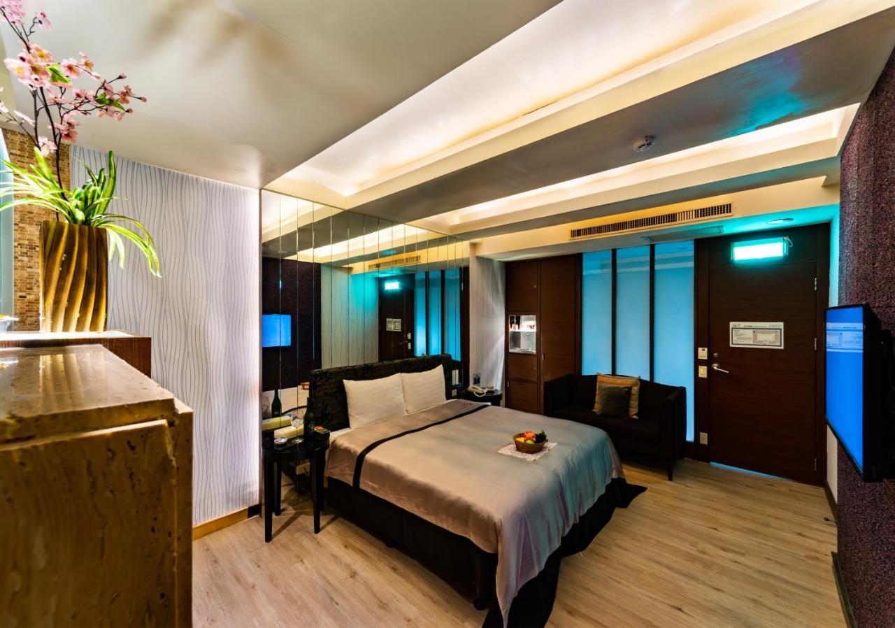 Liti Motel Taichung Exterior foto