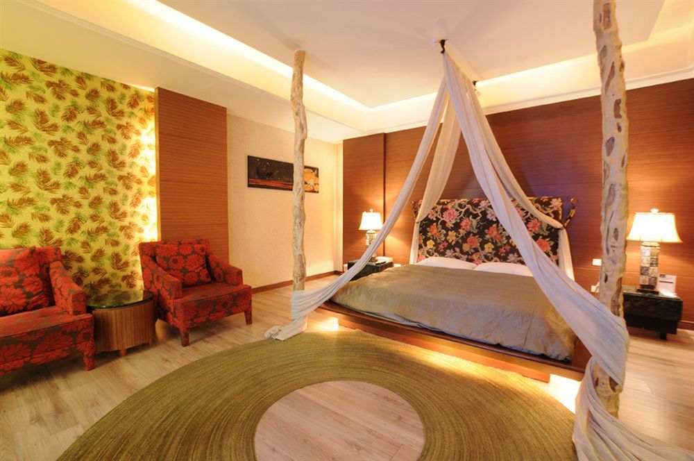 Liti Motel Taichung Exterior foto