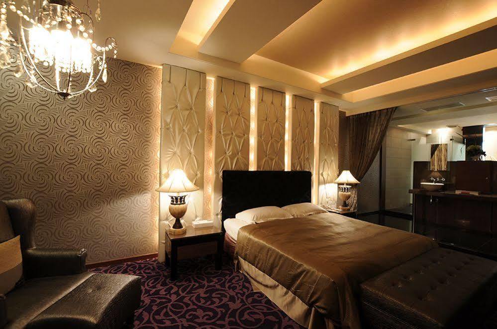 Liti Motel Taichung Exterior foto
